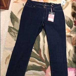 NWOT YMI Sz 14 skinny midrise soft stretch jeans